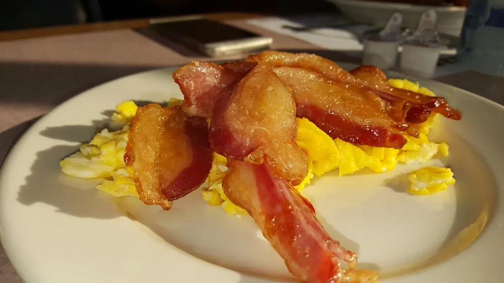 Egg Breakfast with 3 Strips of Bacon