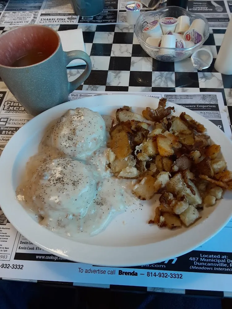 Sausage Gravy and Biscuits